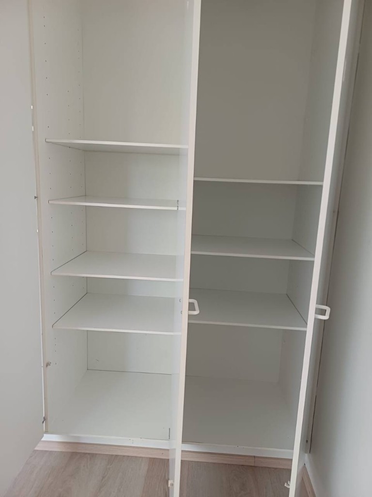 Pantry cabinet after cleaning